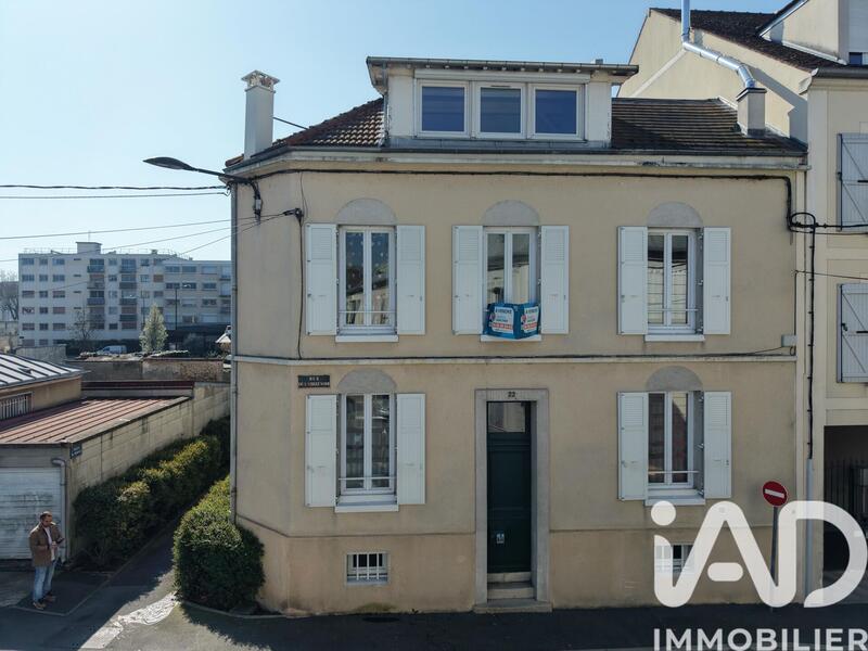 Maison - 134 m² - 5 pièces
