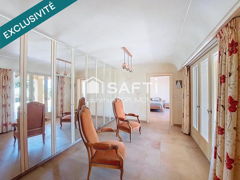 Maison - 264 m² - 6 pièces