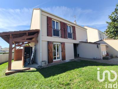 Maison - 105 m² - 4 pièces