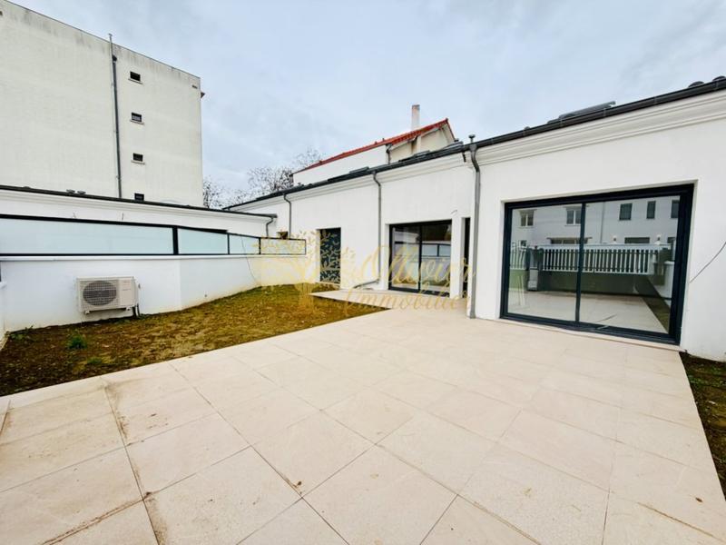 Pavillon - 99 m² - 4 pièces