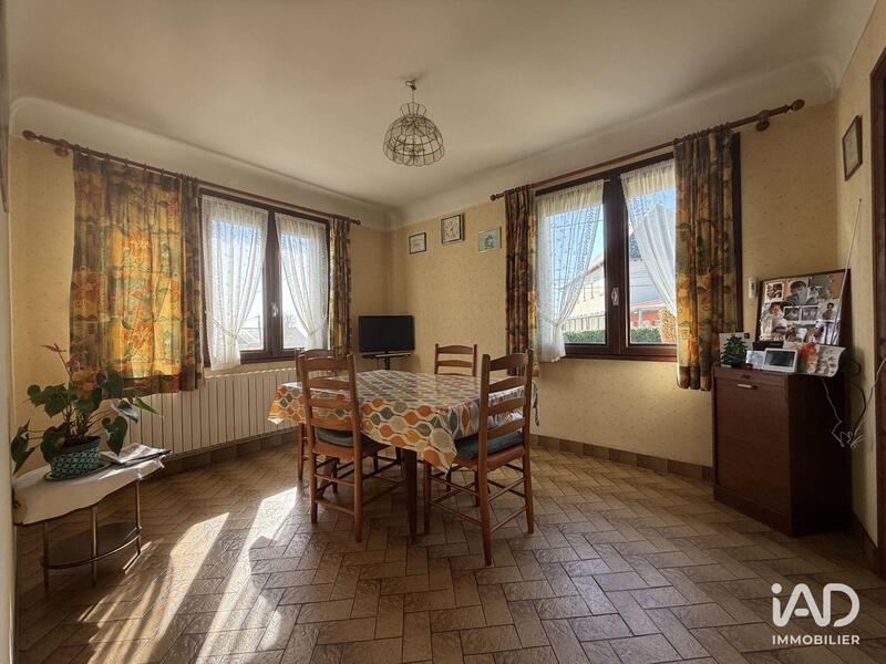 Maison - 97 m² - 3 pièces