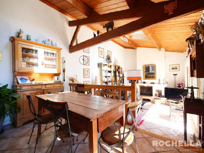 Maison - 140 m² - 5 pièces