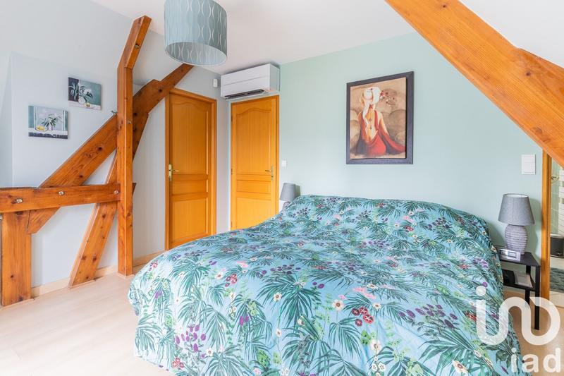 Maison - 220 m² - 10 pièces