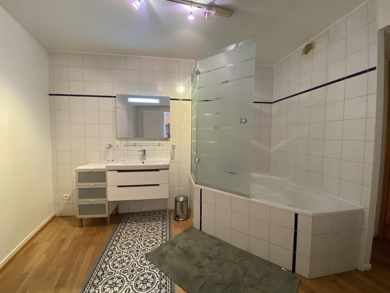 Appartement - 75 m² - 2 pièces