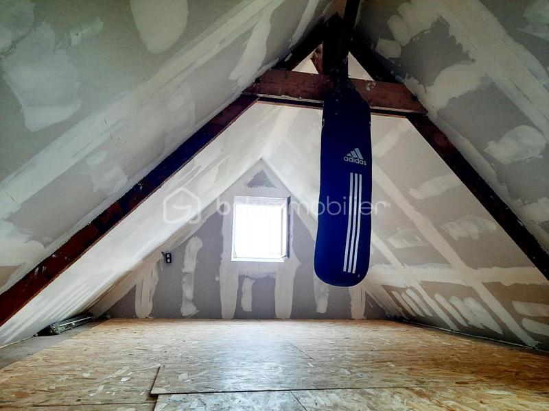 Maison en pierre - 159 m² - 7 pièces