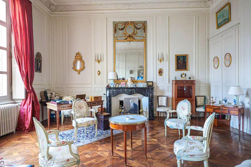 Appartement - 265 m² - 8 pièces