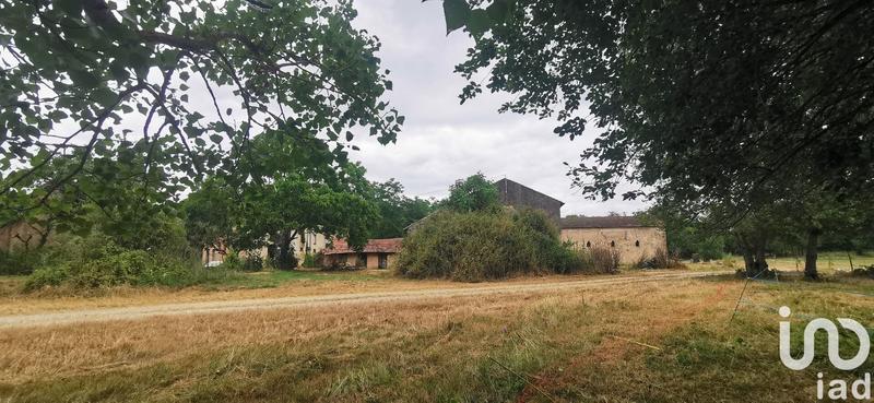 Ferme - 600 m² - 2 pièces