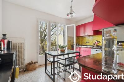 Chambre - 13 m² - 1 pièce