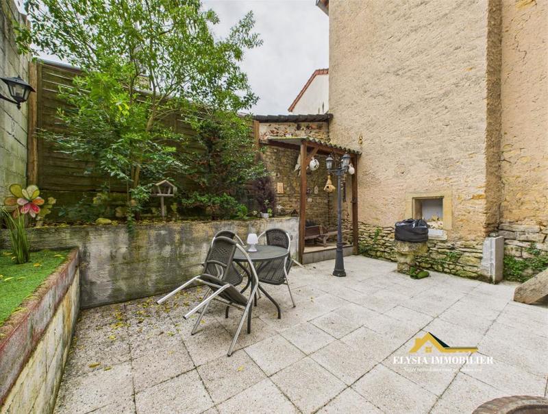 Maison de village - 147 m² - 6 pièces
