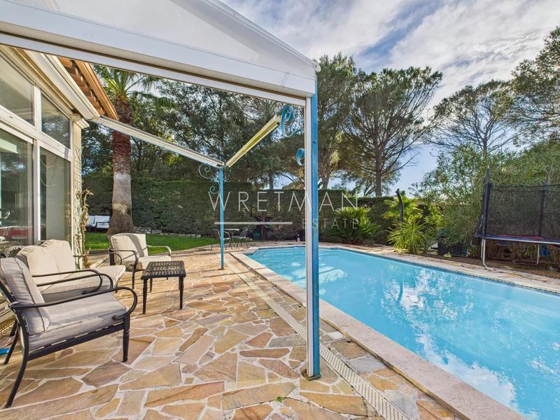 Maison - 156 m² - 7 pièces