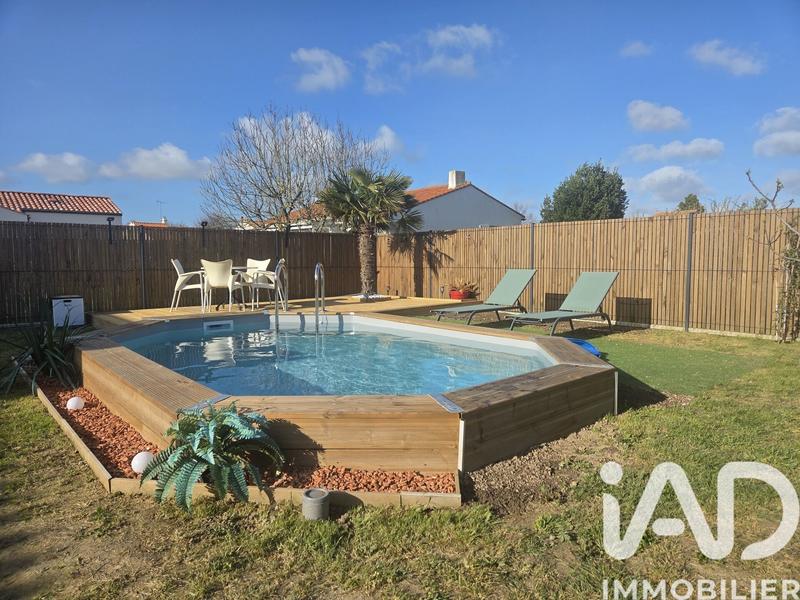 Maison - 95 m² - 4 pièces