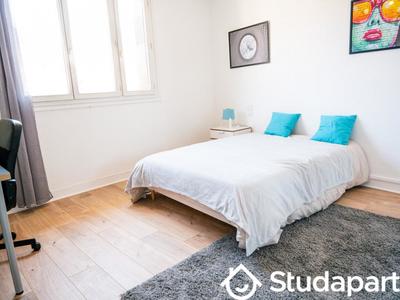 Chambre - 14 m² - 1 pièce