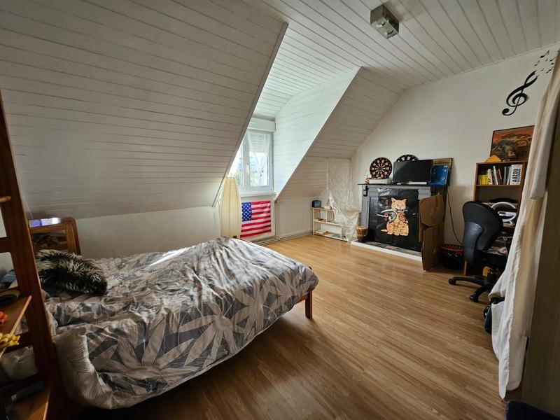 Maison de ville - 110 m² - 8 pièces