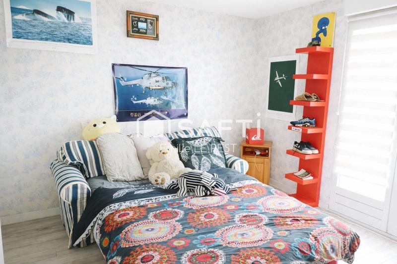 Maison - 142 m² - 7 pièces