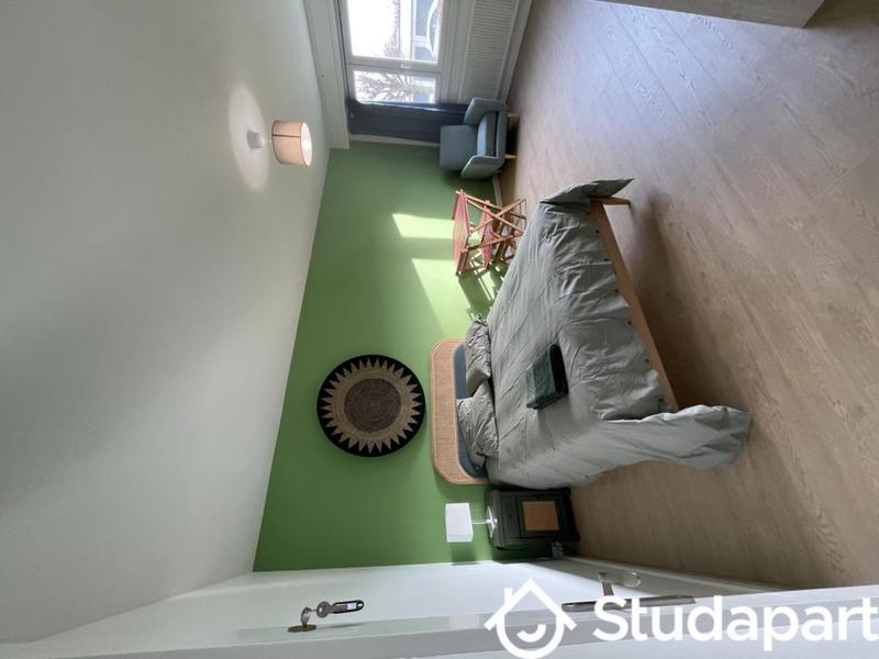 Chambre - 15 m² - 1 pièce