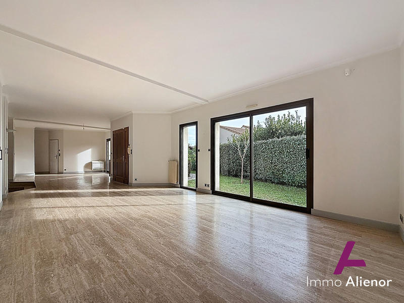 Maison - 171 m² - 5 pièces