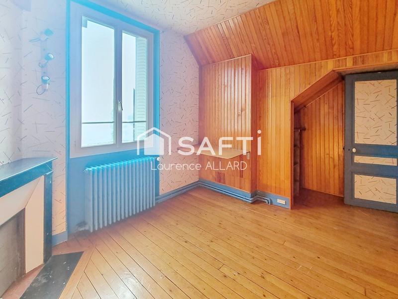 Maison - 137 m² - 7 pièces