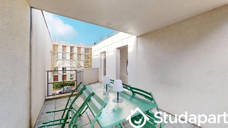 Chambre - 9 m² - 1 pièce