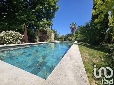 Maison - 356 m² - 11 pièces