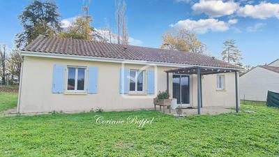 Maison - 88 m² - 4 pièces