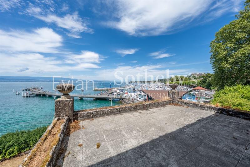 Maison - 527 m² - 18 pièces