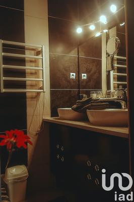 Maison - 197 m² - 9 pièces