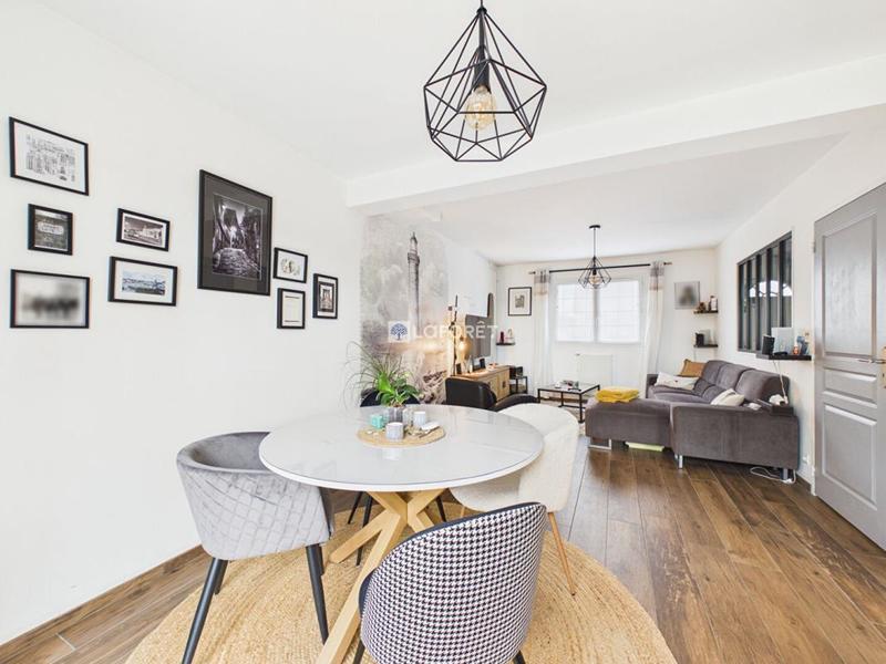 Maison - 85 m² - 4 pièces