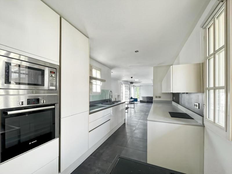 Maison de ville - 170 m² - 6 pièces