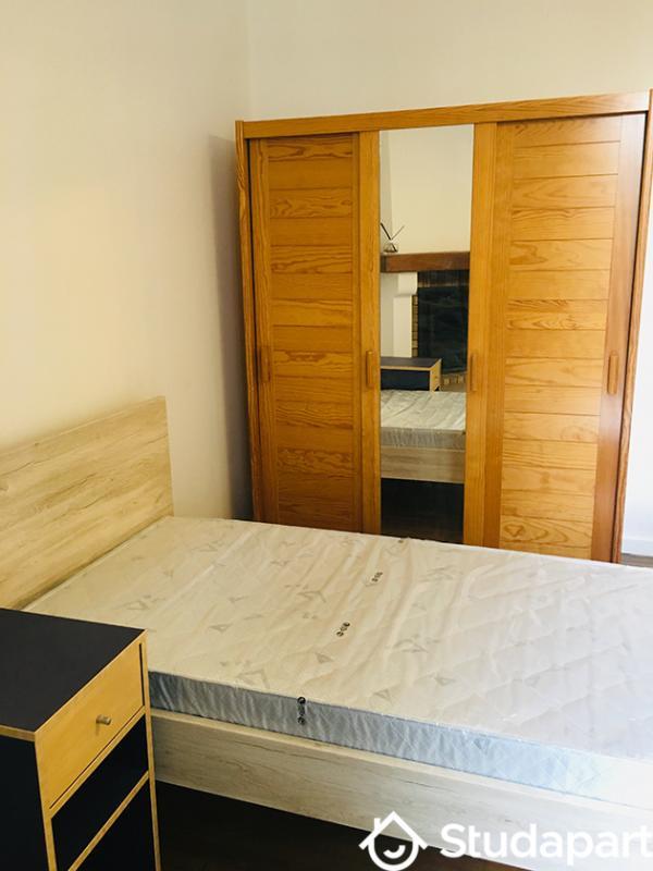 Chambre - 16 m² - 1 pièce