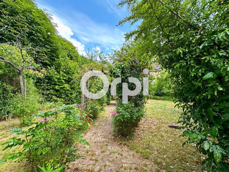 Maison - 314 m² - 10 pièces