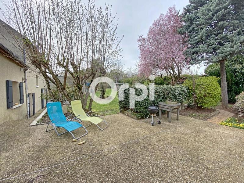 Maison - 202 m² - 8 pièces