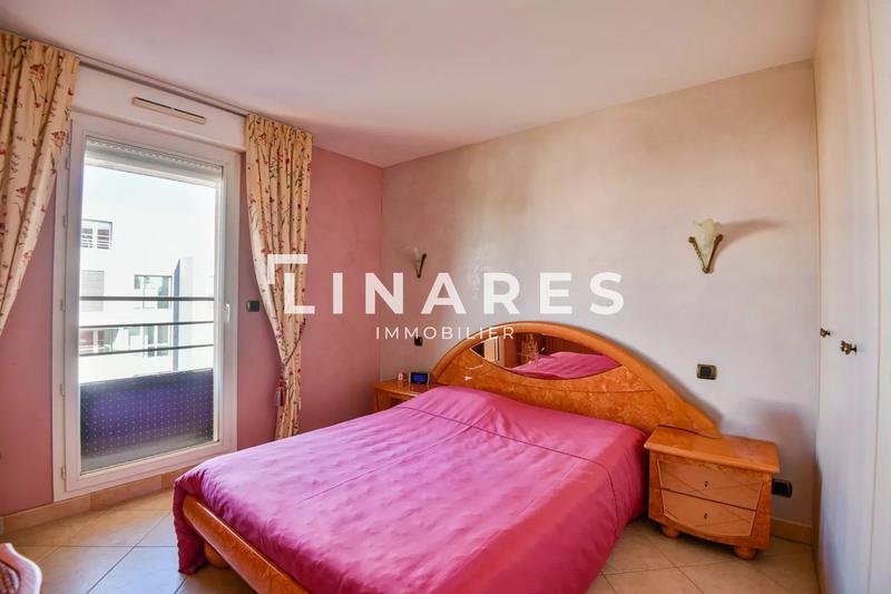 Appartement - 77 m² - 3 pièces