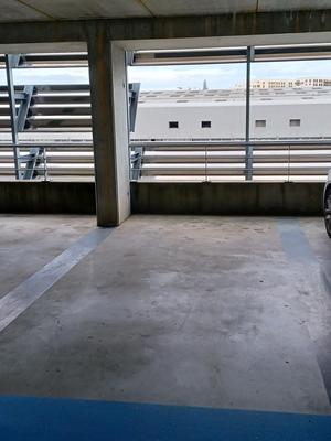 Parking / Garage - 13 m²