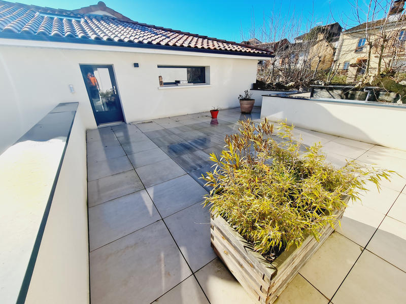 Villa - 200 m² - 7 pièces