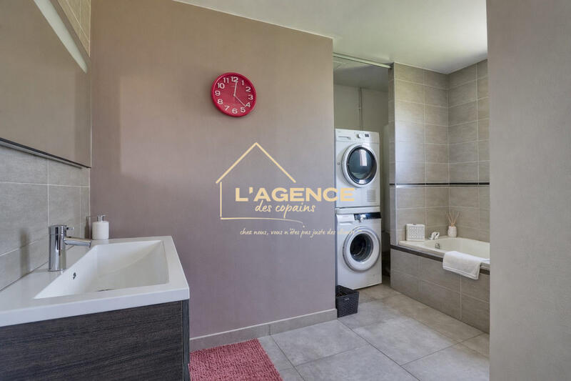 Maison - 130 m² - 5 pièces