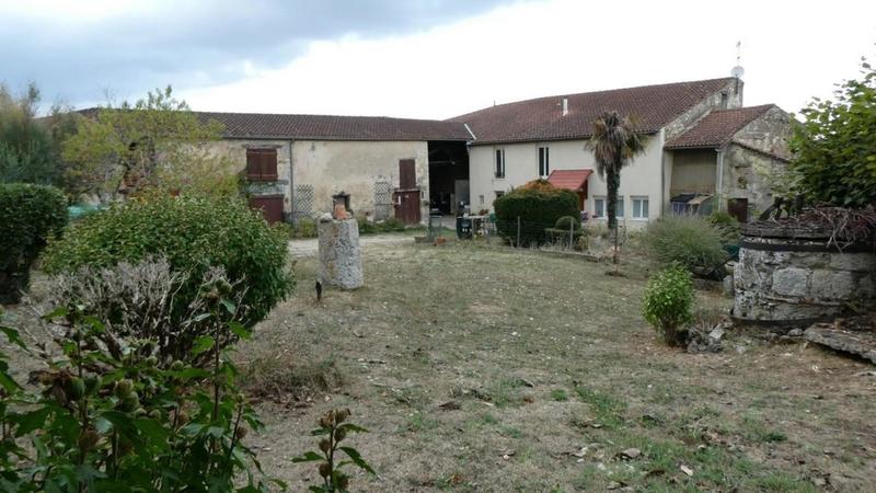 Propriété - 300 m² - 8 pièces