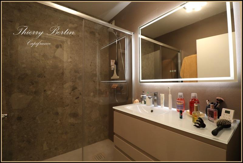 Appartement - 90 m² - 4 pièces