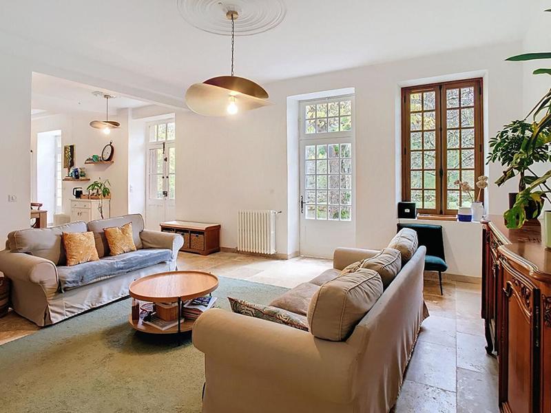 Maison - 200 m² - 7 pièces