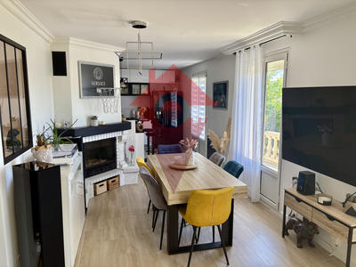 Maison - 115 m² - 5 pièces