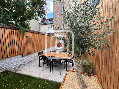 Maison - 169 m² - 6 pièces