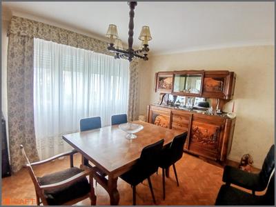 Maison - 104 m² - 4 pièces