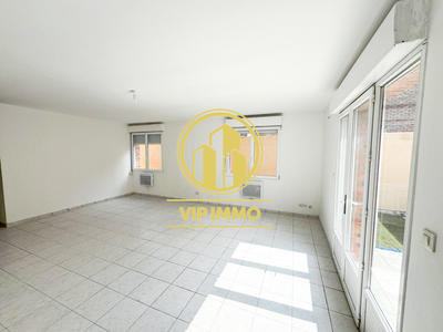 Maison - 83 m² - 4 pièces