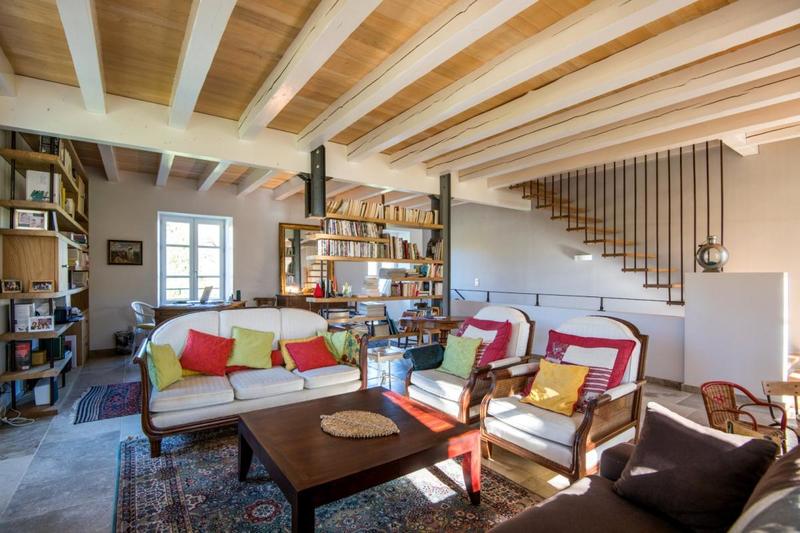 Maison de maîtres - 600 m² - 13 pièces