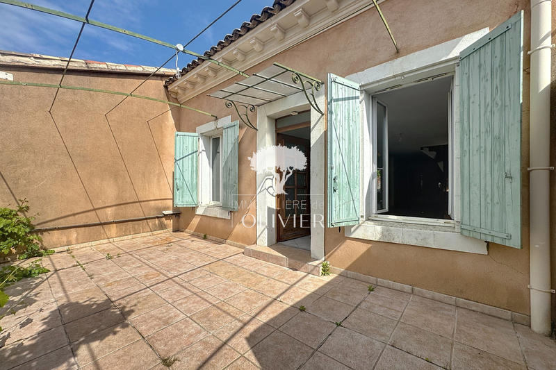 Maison de ville - 642 m² - 10 pièces