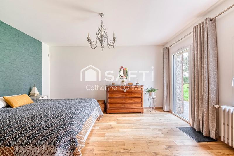 Maison - 215 m² - 8 pièces