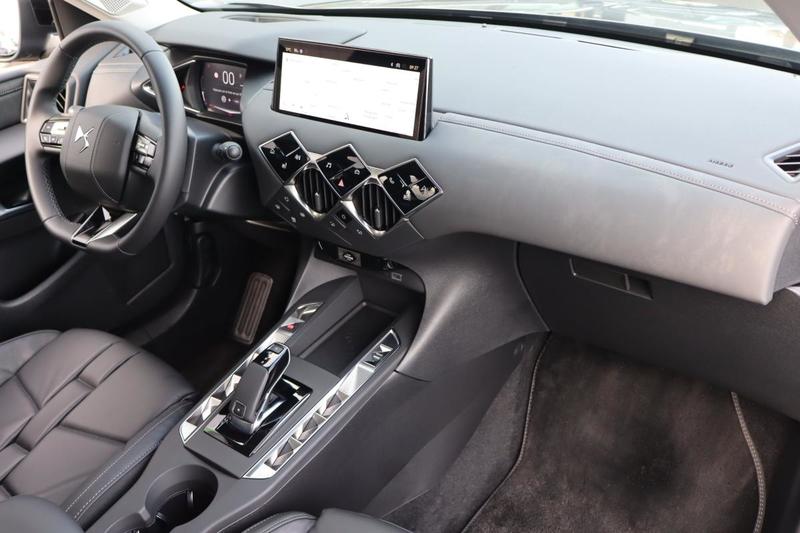 Ds Ds 3 PureTech 130 Eat8 Opera