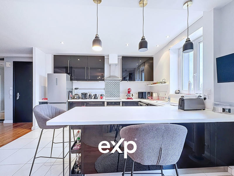 Appartement - 92 m² - 4 pièces