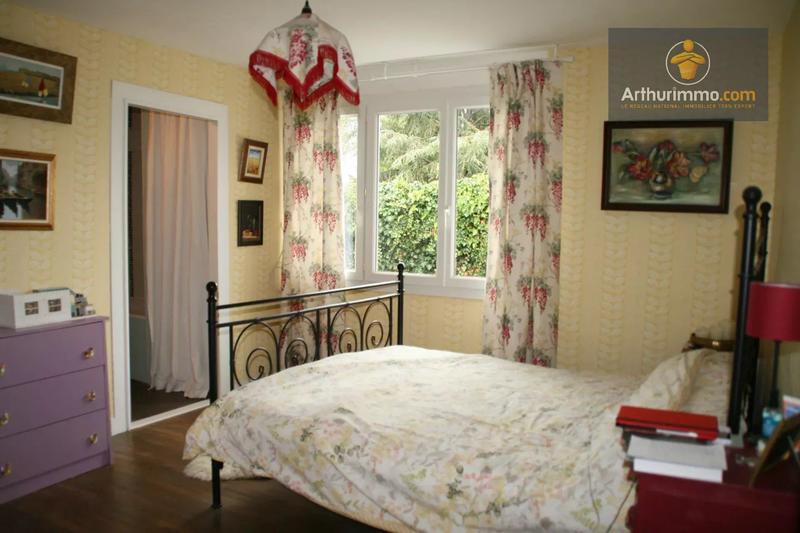 Maison - 134 m² - 8 pièces