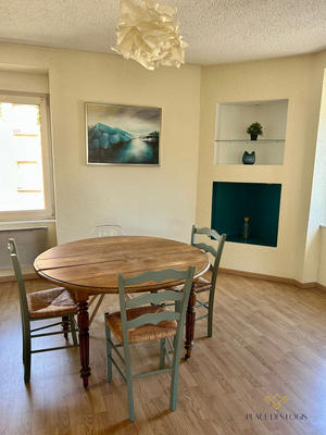 Appartement - 160 m² - 7 pièces