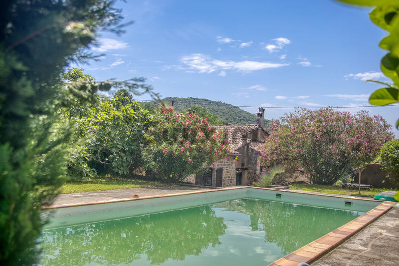 Mas - 145 m² - 8 pièces